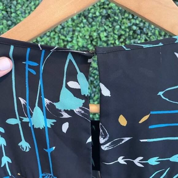 Parker Joelle Ruffle Trim Floral Dress - Picture 9 of 9